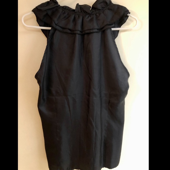 Black Ruffle Collar Button-down Top - Picture 4 of 4